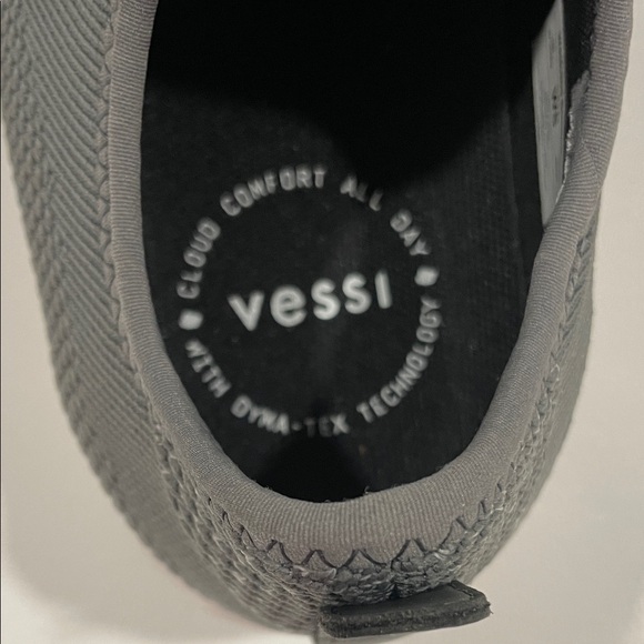 Vessi Weekend women’s 8 Charcoal Gray, Light gray and Teal Women's Sneakers - Picture 2 of 8